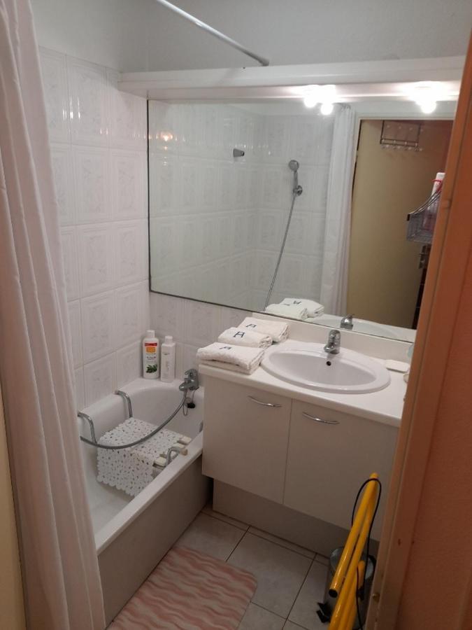 Le Jardin De La Plage - T2 - Terrasse Jardin 30M2 - Piscine - Clim- Wifi -Parking Canet-en-Roussillon Exteriör bild